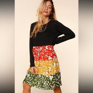 HAPTICS BLACK FLORAL COLOR BLOCK TIERED BABYDOLL DRESS
